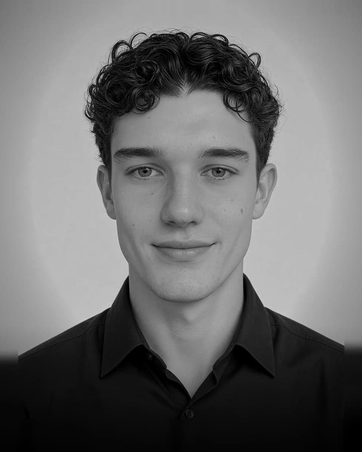 Stan Smallman, Sales Director